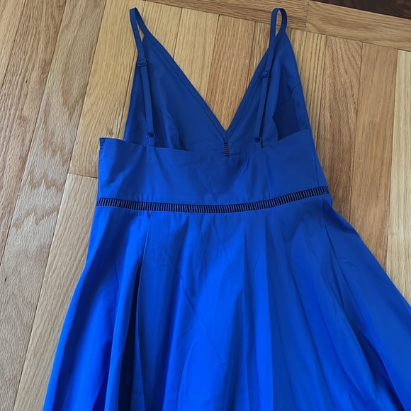COS v-neck midi slip dress - Picture 3 of 5